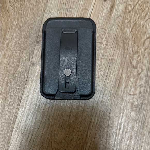 ESR MagSafe wallet - Picture 1 of 6